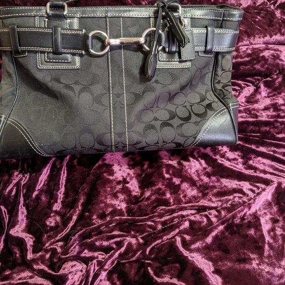 Coach black belted large bag - Picture 1 of 7